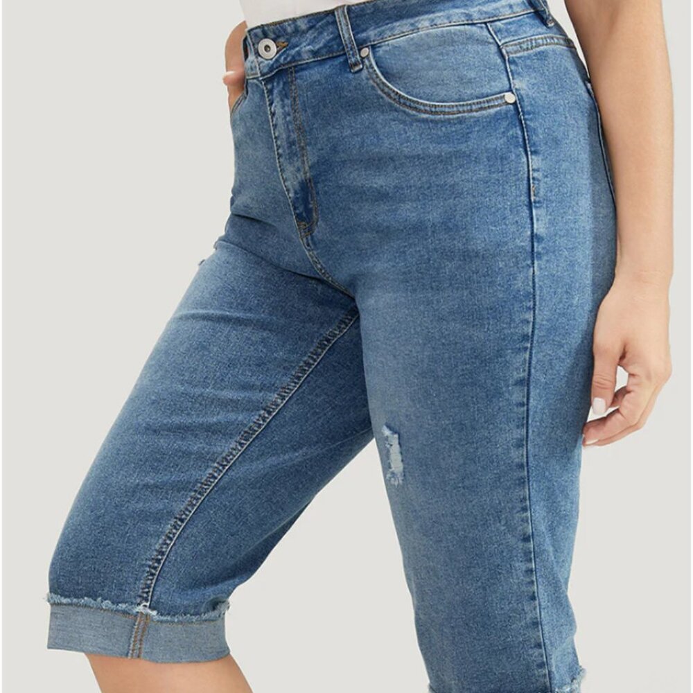 BloomChic Plus Size 2XL Moderately Stretchy Roll Hem Ripped Knee Denim Shorts